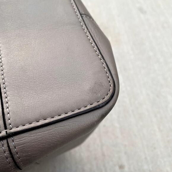 Tory Burch Block T Drawstring 100% Leather Tote Bucket Bag French Gray Handbag - Picture 12 of 15